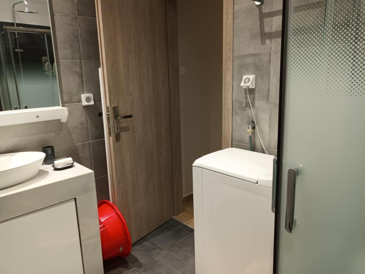Valtameri Athènes Extérieur photo